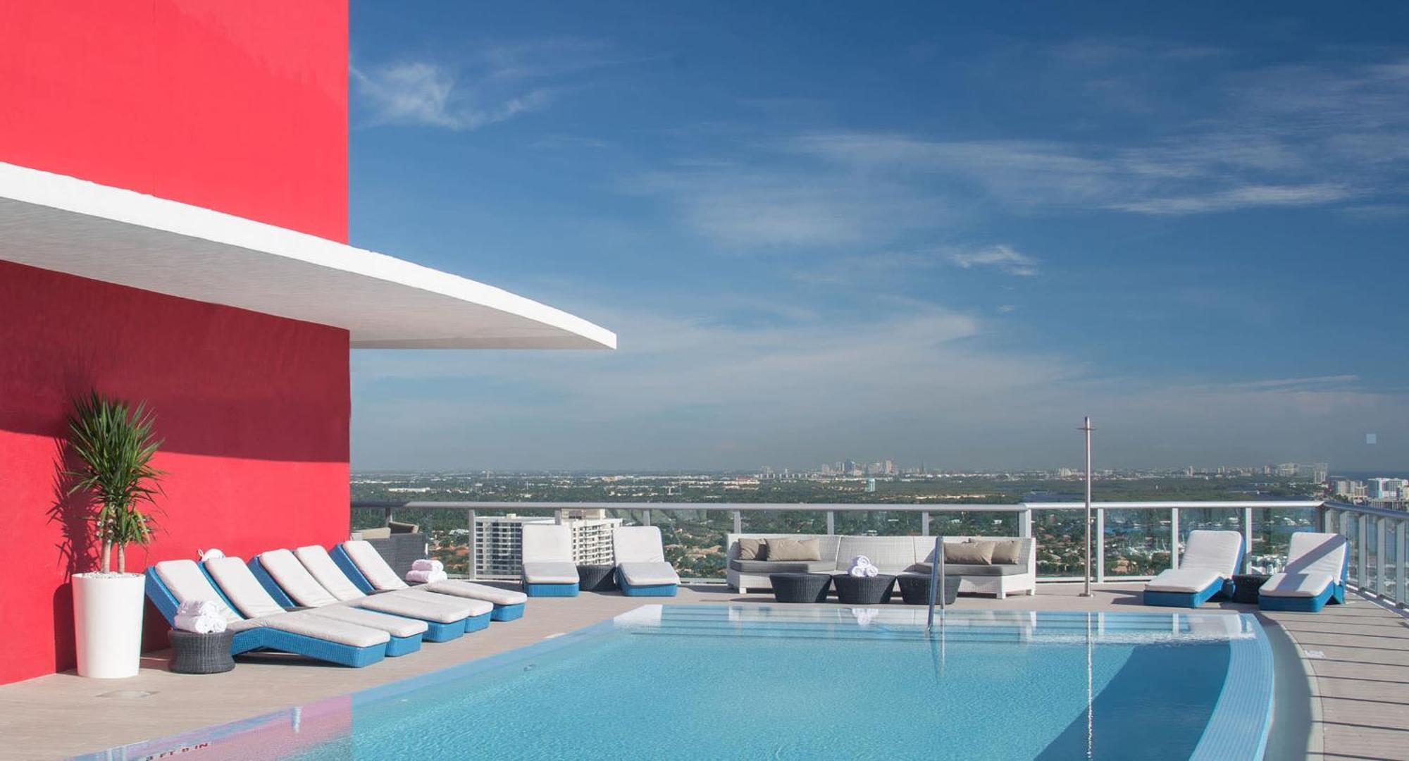 Вілла 2602 E Hallandale Beach Blvd 1 Br Екстер'єр фото