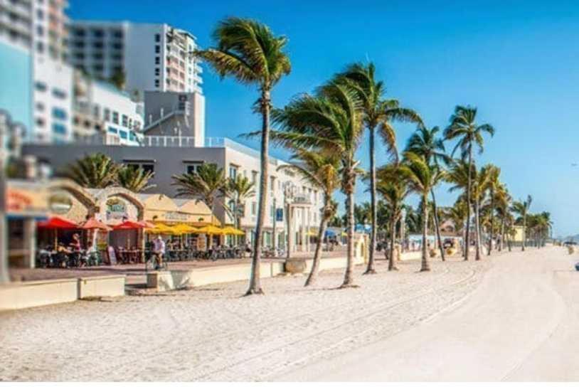Вілла 2602 E Hallandale Beach Blvd 1 Br Екстер'єр фото